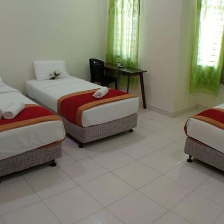 Anggerik Heights Homestay Bentong Exterior foto